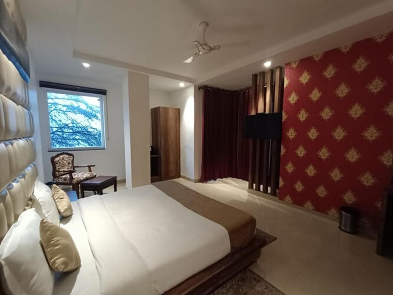 Rr Hotel & Resort Dharamshala Bagian luar foto