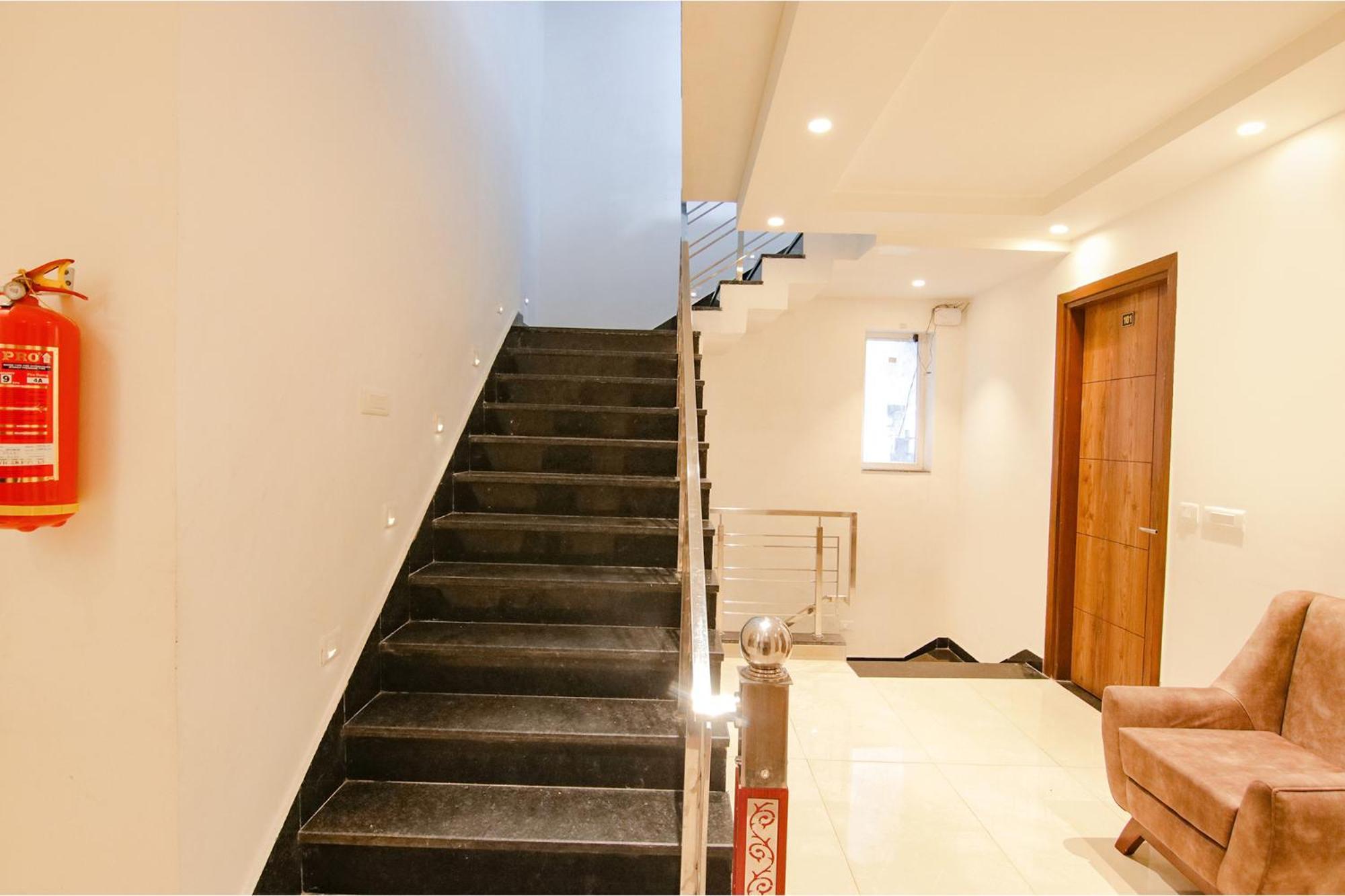 Rr Hotel & Resort Dharamshala Bagian luar foto