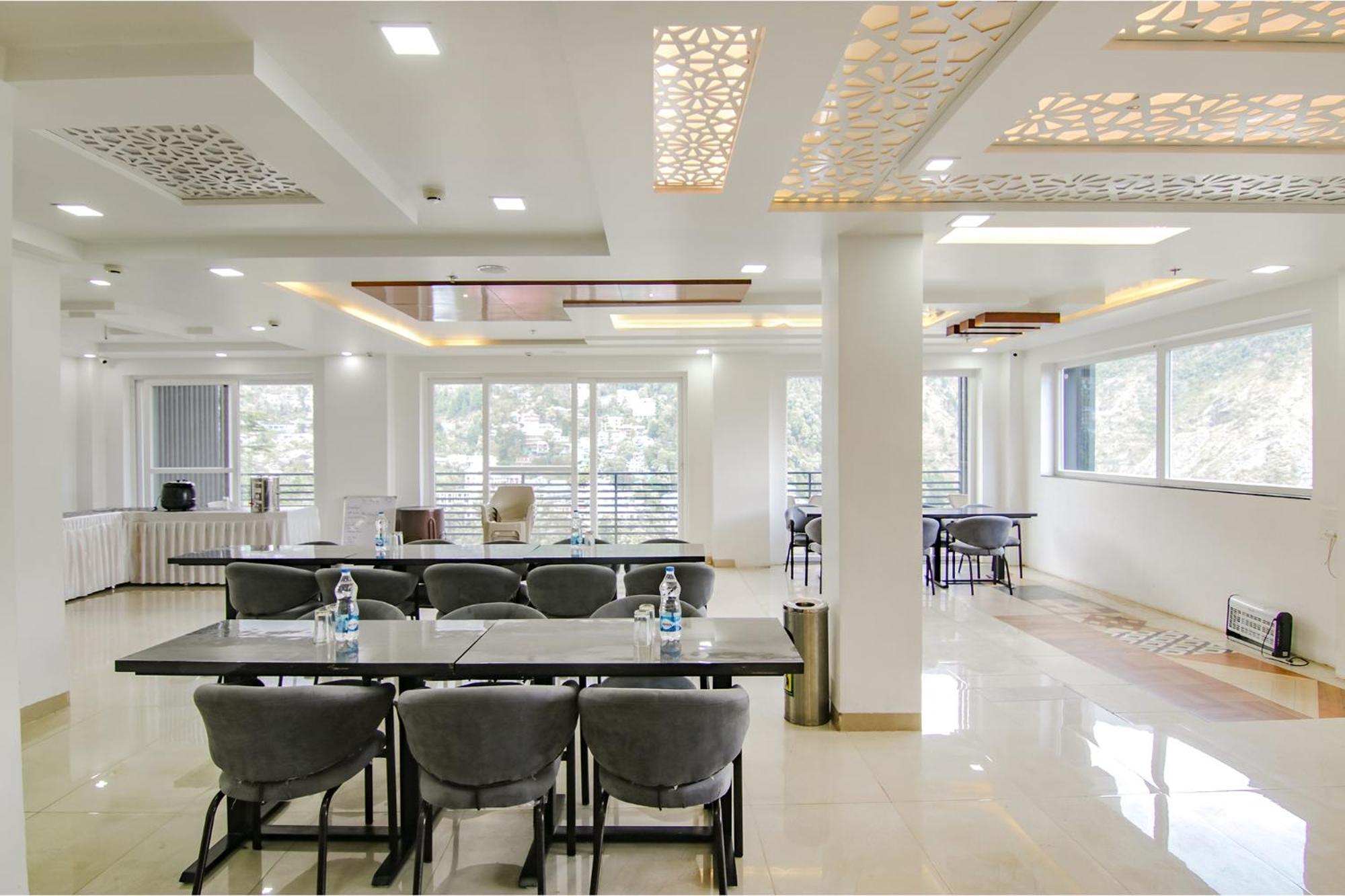Rr Hotel & Resort Dharamshala Bagian luar foto